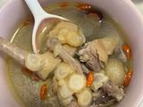 花旗参鸽子排骨汤