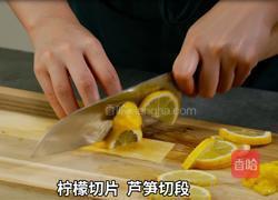 蒜香黄油炒加拿大北极虾的做法图解2