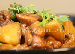土豆烧鸡块