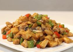 鲍菇炒肉丁